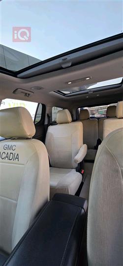 GMC Acadia